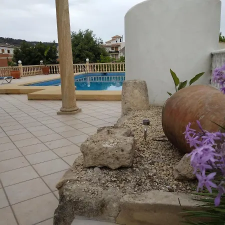 La Caseta De Maria Cecilia Holiday home *